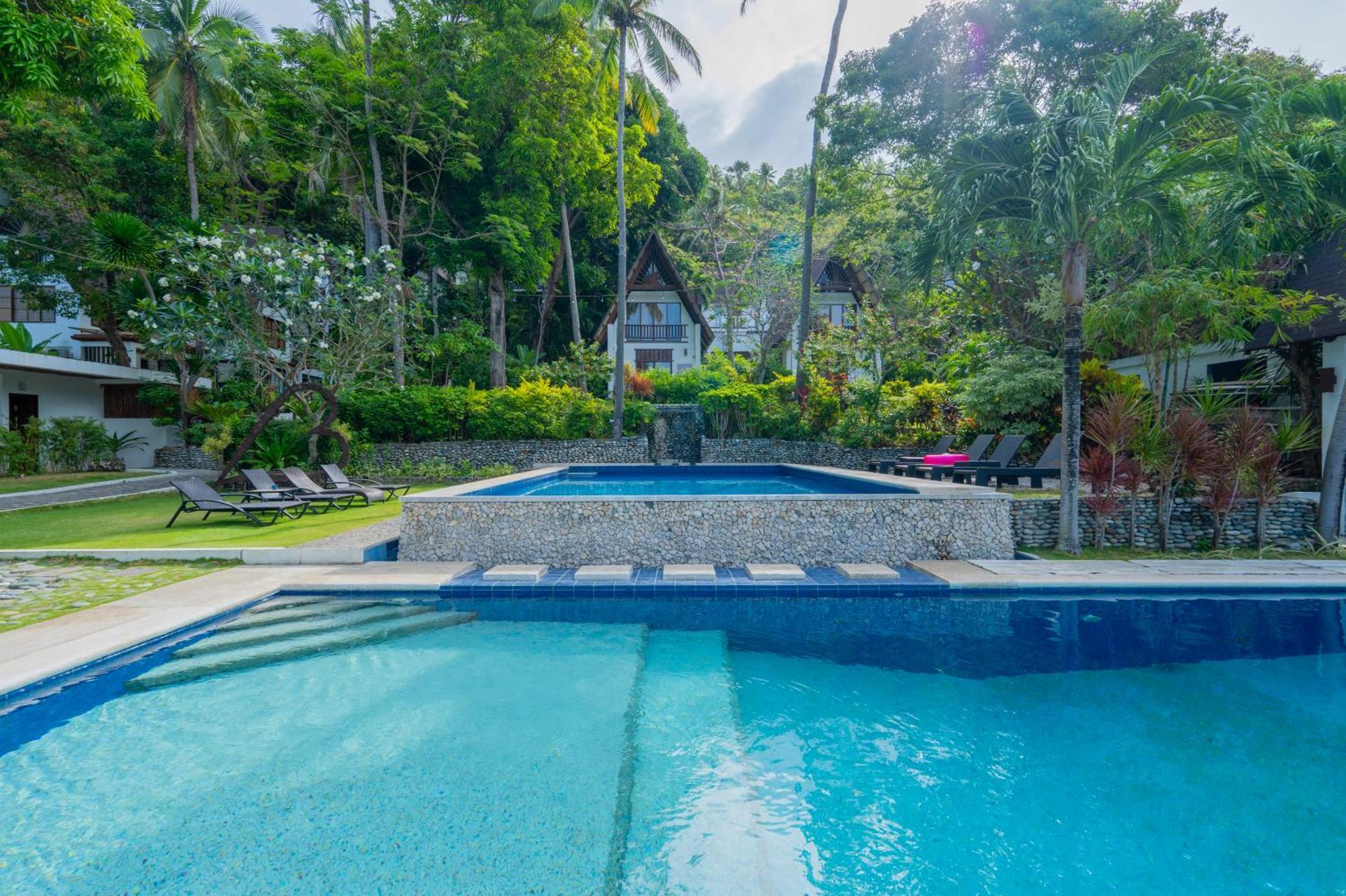 Casalay Boutique Villas & Dive Puerto Galera Bagian luar foto