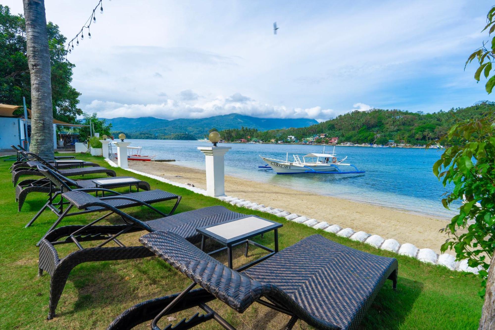 Casalay Boutique Villas & Dive Puerto Galera Bagian luar foto